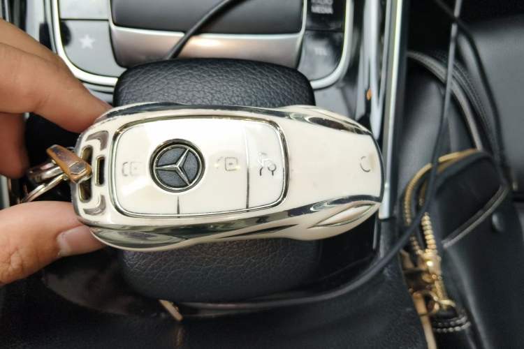 Used Mercedes-Benz GLB 2020 GLB 200 Stylish Edition Vehicle Key