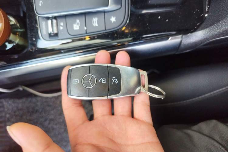 Used Mercedes-Benz GLB 2020 GLB 180 Dynamic Edition Vehicle Key