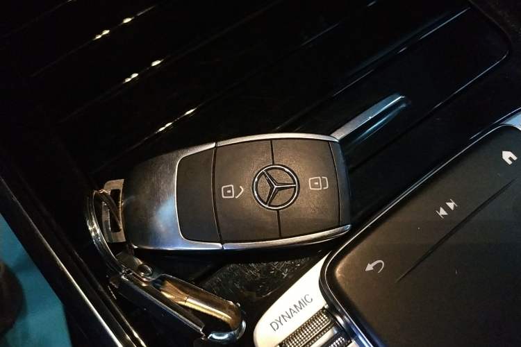 Used Mercedes-Benz GLB 2020 GLB 200 Dynamic Edition Vehicle Key