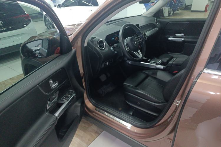 Used Mercedes-Benz GLB 2020 GLB 200 Dynamic Edition Driver Seat