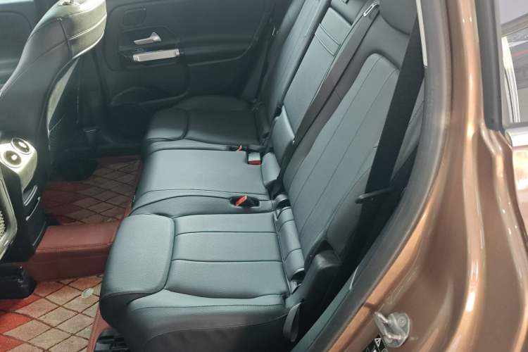 Used Mercedes-Benz GLB 2020 GLB 200 Dynamic Edition Interior 4