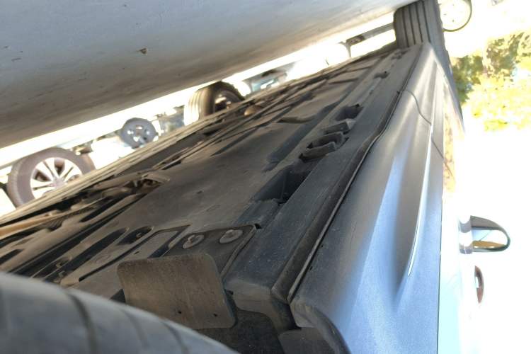 Used Mercedes-Benz GLB 2020 GLB 200 Stylish Edition Left Side Sill