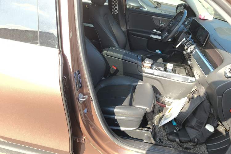 Used Mercedes-Benz GLB 2020 GLB 200 Stylish Edition Right Front Seat