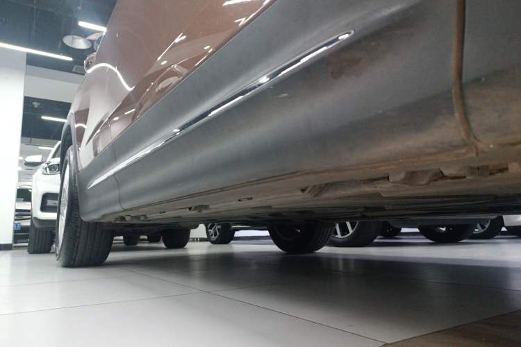 Used Mercedes-Benz GLB 2020 GLB 200 Dynamic Edition Right Side Sill