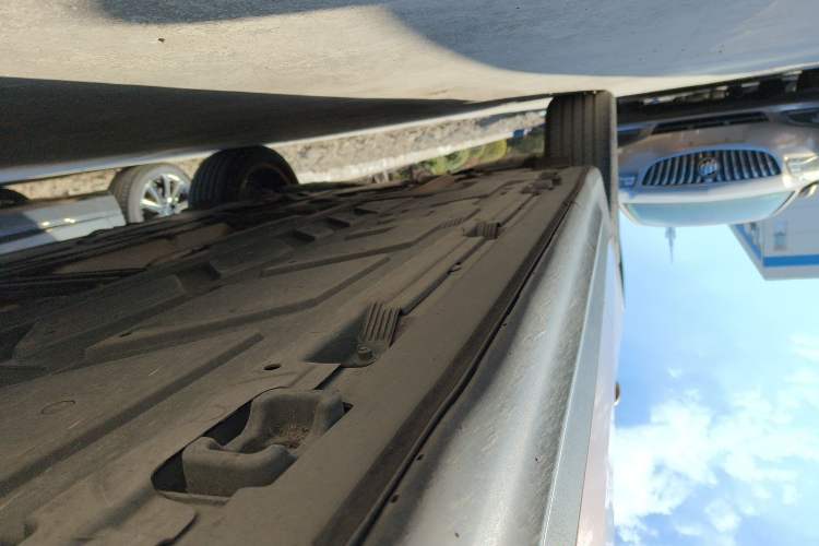 Used Mercedes-Benz GLB 2020 GLB 200 Stylish Edition Right Side Sill