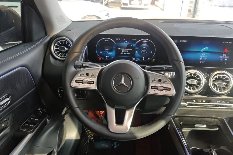 Used Mercedes-Benz GLB 2020 GLB 200 Dynamic Edition Steering Wheel