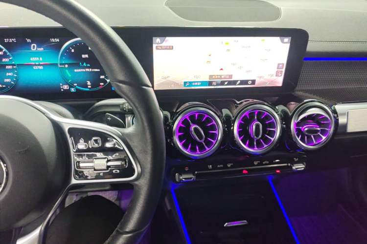 Used Mercedes-Benz GLB 2021 GLB 200 Dynamic Edition Audio And AC Panel