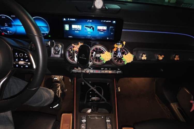 Used Mercedes-Benz GLB 2021 GLB 200 Fashion Model Audio And AC Panel