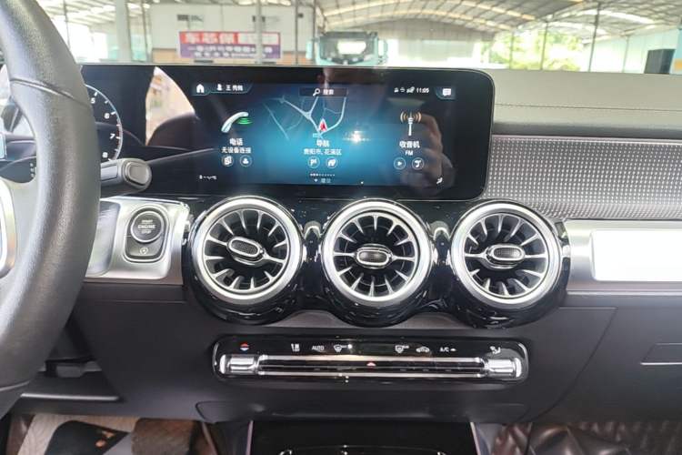 Used Mercedes-Benz GLB 2021 GLB 200 Dynamic Edition Audio And AC Panel