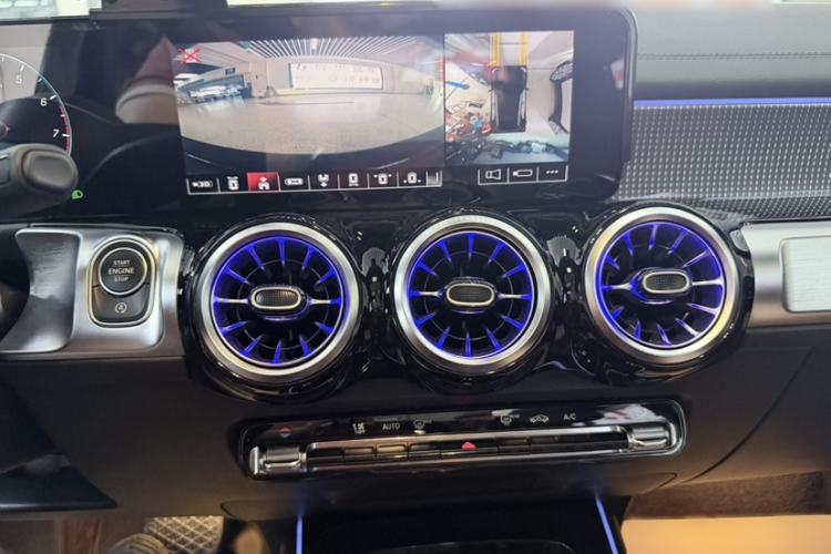 Used Mercedes-Benz GLB 2021 GLB 200 Fashion Model Audio And AC Panel