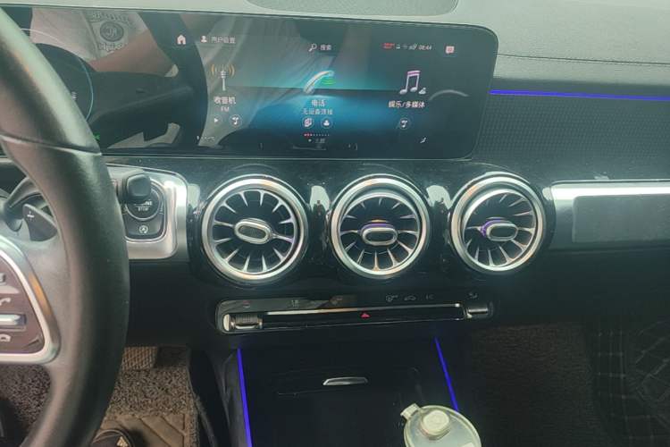 Used Mercedes-Benz GLB 2021 GLB 200 Fashion Model Audio And AC Panel
