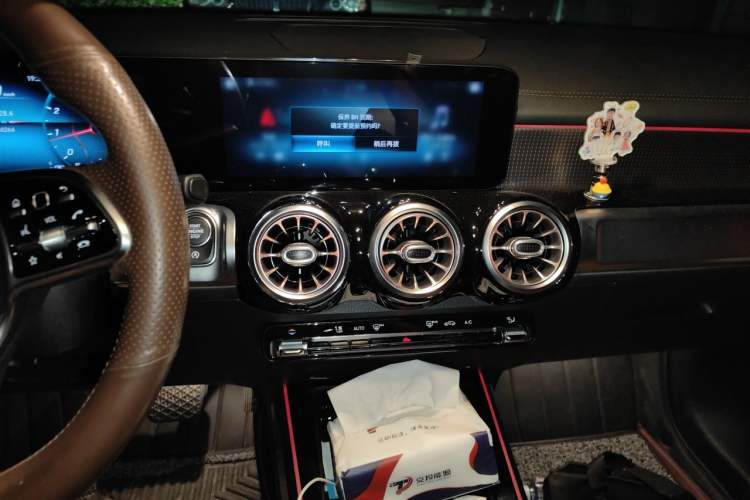 Used Mercedes-Benz GLB 2021 GLB 200 Fashion Model Audio And AC Panel