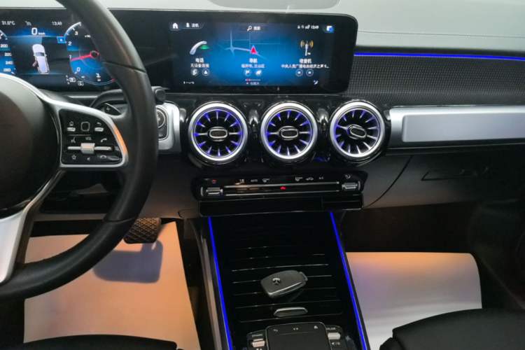 Used Mercedes-Benz GLB 2021 GLB 200 Fashion Model Audio And AC Panel