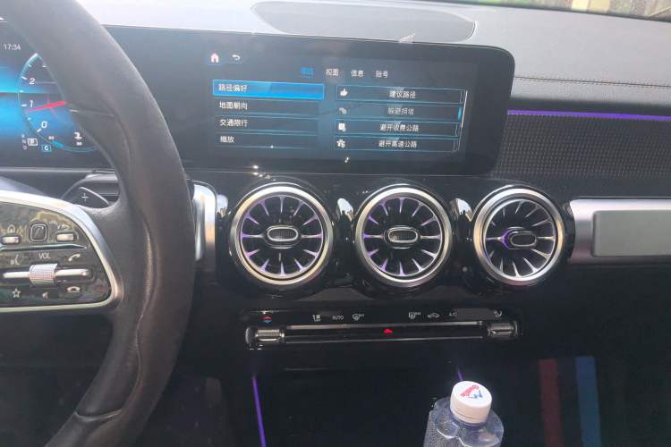 Used Mercedes-Benz GLB 2021 GLB 200 Fashion Model Audio And AC Panel