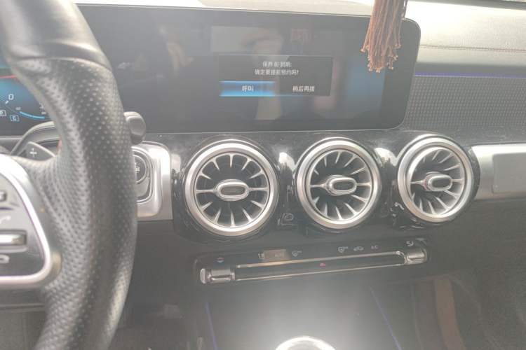 Used Mercedes-Benz GLB 2021 GLB 200 Fashion Model Audio And AC Panel