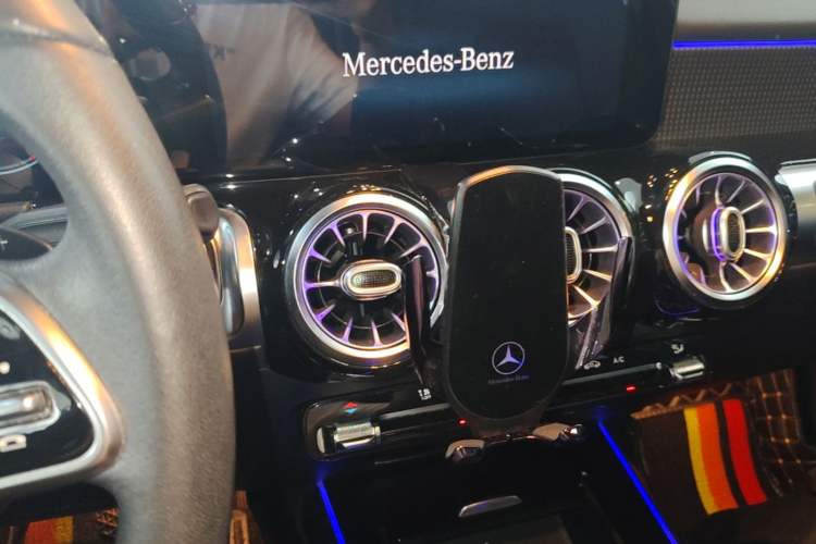 Used Mercedes-Benz GLB 2021 GLB 200 Fashion Model Audio And AC Panel