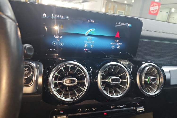Used Mercedes-Benz GLB 2021 GLB 200 Fashion Model Audio And AC Panel