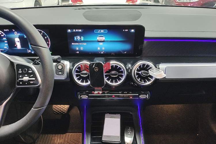 Used Mercedes-Benz GLB 2021 GLB 200 Fashion Model Audio And AC Panel