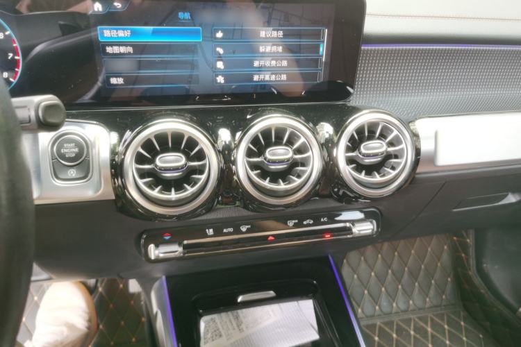 Used Mercedes-Benz GLB 2021 GLB 200 Fashion Model Audio And AC Panel