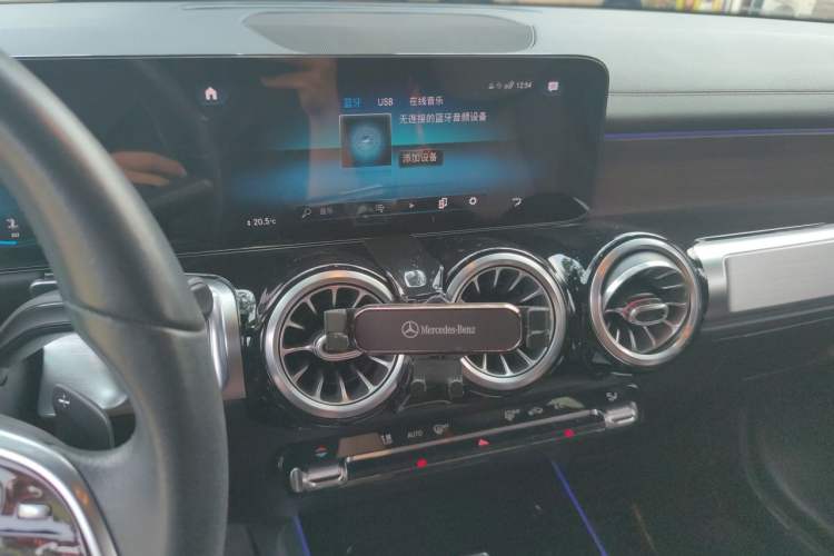 Used Mercedes-Benz GLB 2021 GLB 200 4MATIC Audio And AC Panel