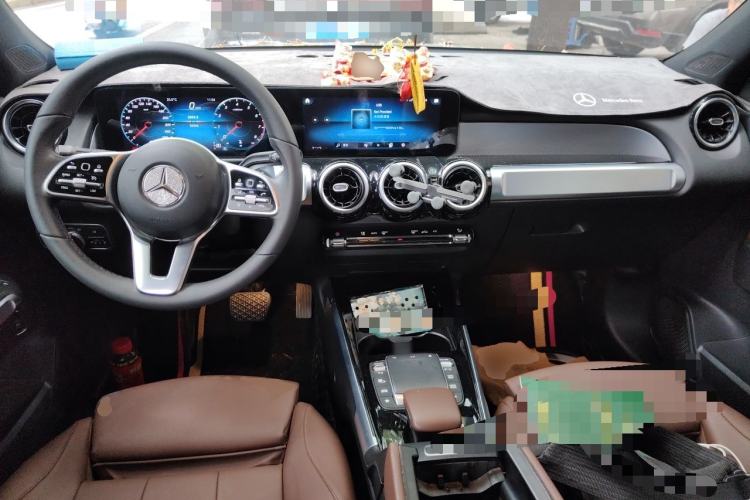 Used Mercedes-Benz GLB 2021 GLB 180 Fashion Model Center Console