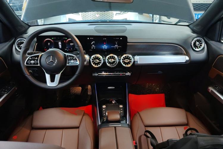 Used Mercedes-Benz GLB 2021 GLB 200 Dynamic Edition Center Console