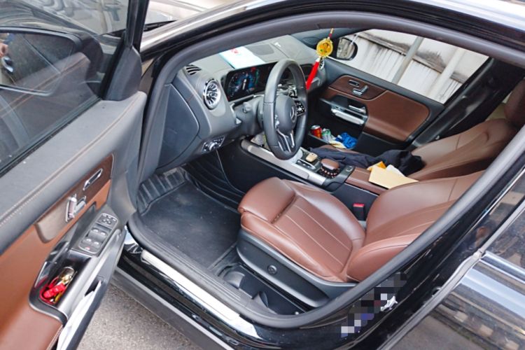 Used Mercedes-Benz GLB 2021 GLB 200 4MATIC Driver Seat