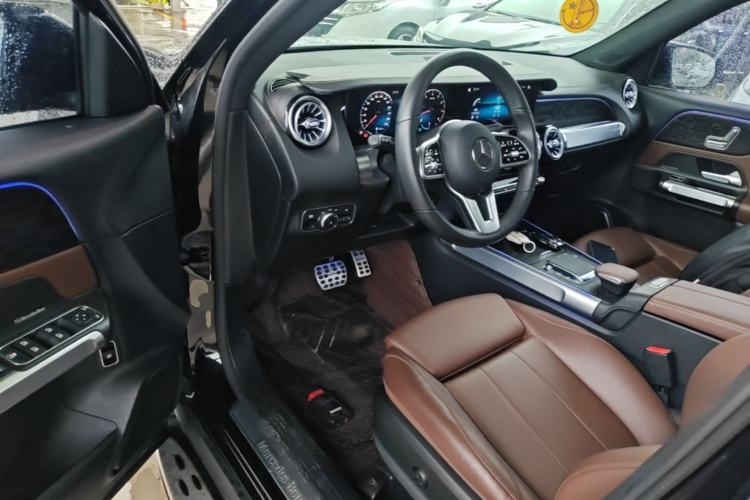 Used Mercedes-Benz GLB 2021 GLB 180 Dynamic Edition Driver Seat