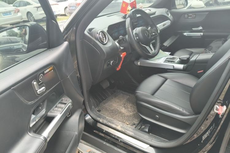 Used Mercedes-Benz GLB 2021 GLB 200 Dynamic Edition Driver Seat