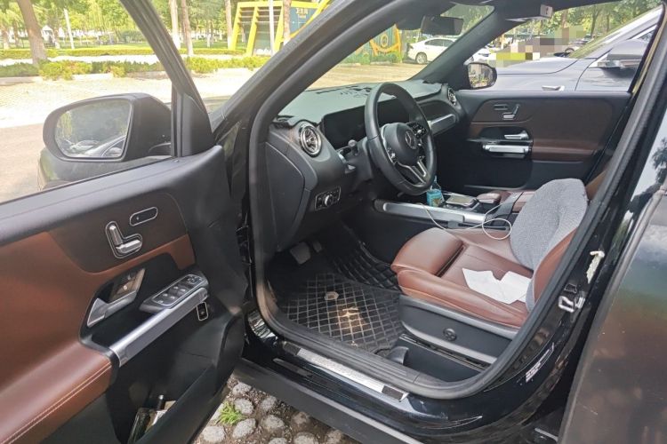 Used Mercedes-Benz GLB 2021 GLB 200 4MATIC Driver Seat