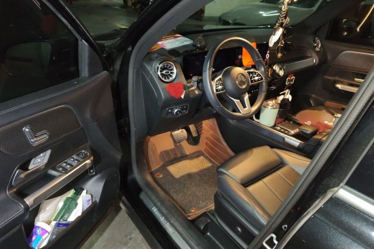Used Mercedes-Benz GLB 2021 GLB 200 Dynamic Edition Driver Seat