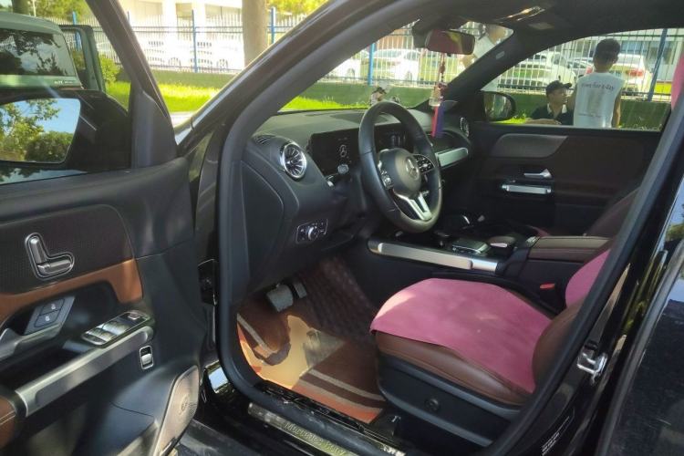 Used Mercedes-Benz GLB 2021 GLB 200 Dynamic Edition Driver Seat