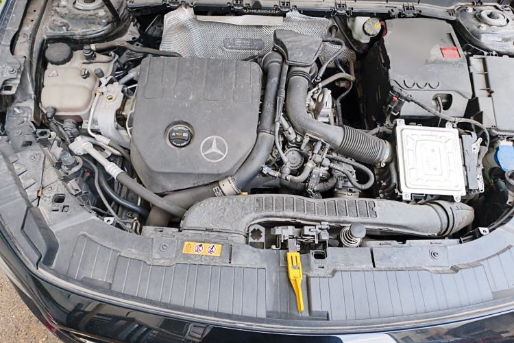 Used Mercedes-Benz GLB 2021 GLB 200 4MATIC Engine Bay