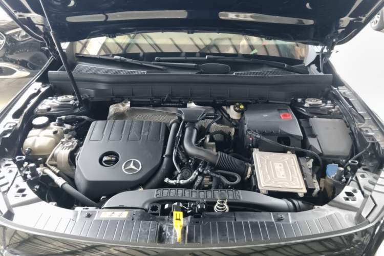 Used Mercedes-Benz GLB 2021 GLB 200 Dynamic Edition Engine Bay