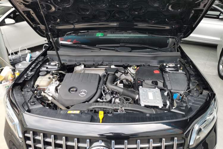 Used Mercedes-Benz GLB 2021 GLB 200 Dynamic Edition Engine Bay