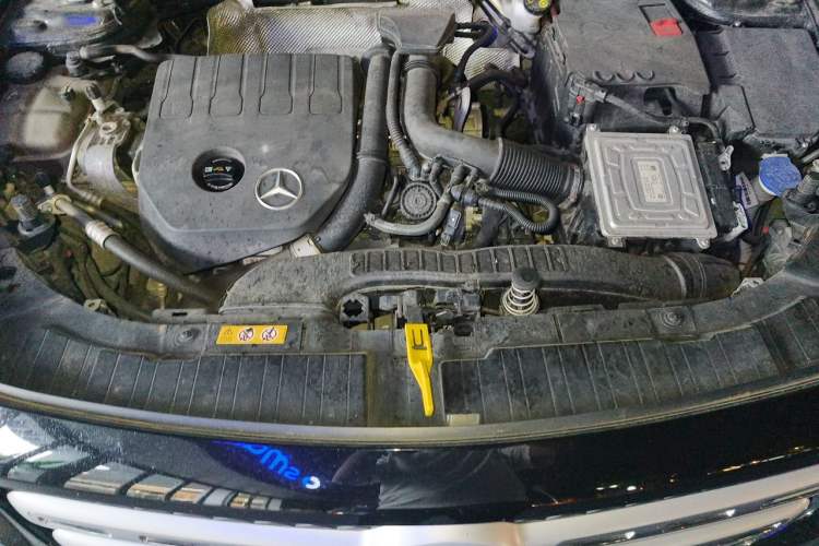 Used Mercedes-Benz GLB 2021 GLB 200 Dynamic Edition Engine Bay
