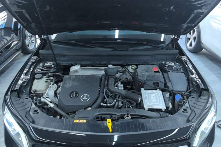 Used Mercedes-Benz GLB 2021 GLB 200 Dynamic Edition Engine Bay