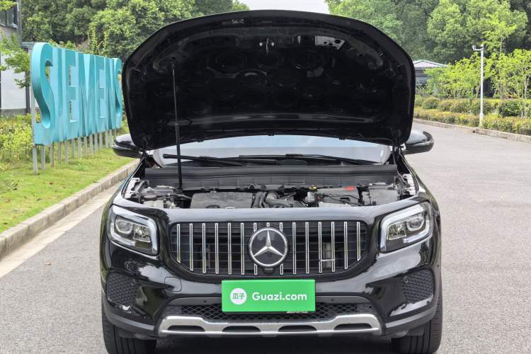 Used Mercedes-Benz GLB 2021 GLB 200 Fashion Model Engine Bay