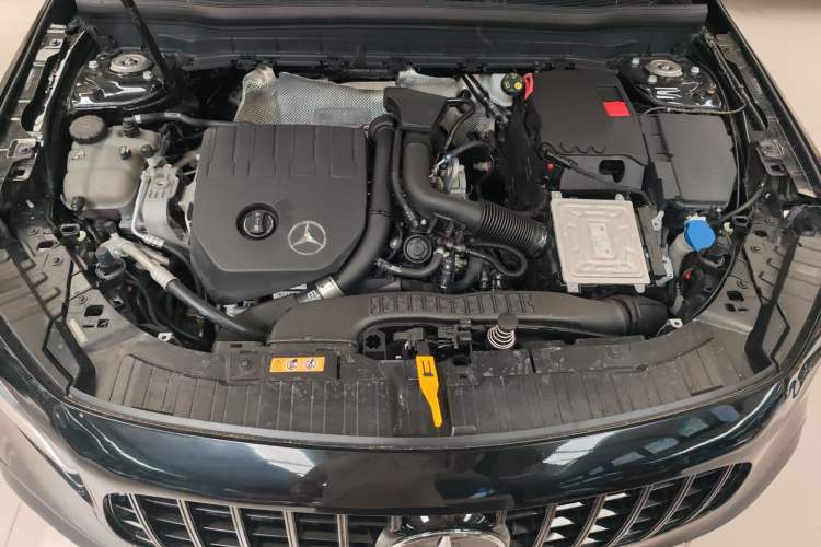 Used Mercedes-Benz GLB 2021 GLB 200 Dynamic Edition Engine Bay