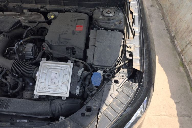 Used Mercedes-Benz GLB 2021 GLB 200 Fashion Model Engine Bay Left