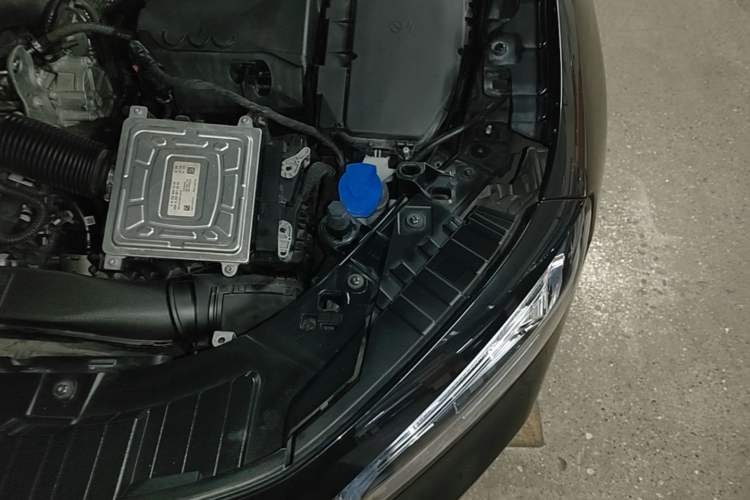 Used Mercedes-Benz GLB 2021 GLB 200 Fashion Model Engine Bay Left