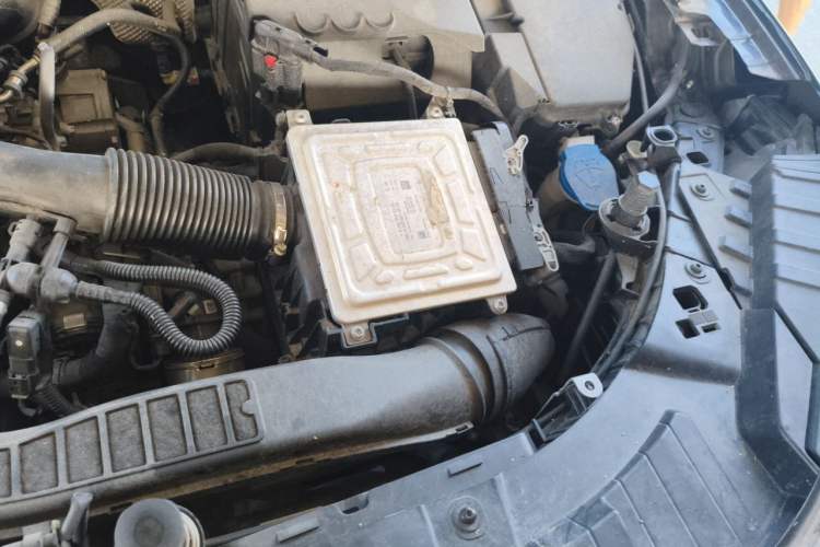 Used Mercedes-Benz GLB 2021 GLB 200 Fashion Model Engine Bay Left