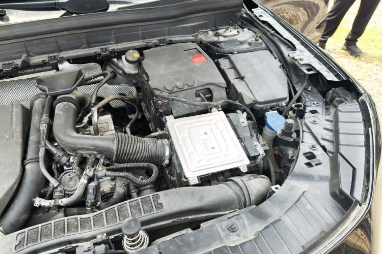 Used Mercedes-Benz GLB 2021 GLB 200 Dynamic Edition Engine Bay Left