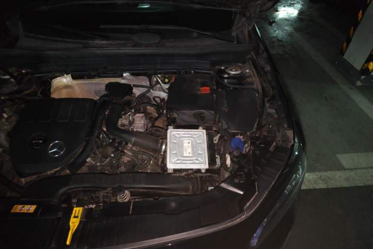 Used Mercedes-Benz GLB 2021 GLB 200 Fashion Model Engine Bay Left