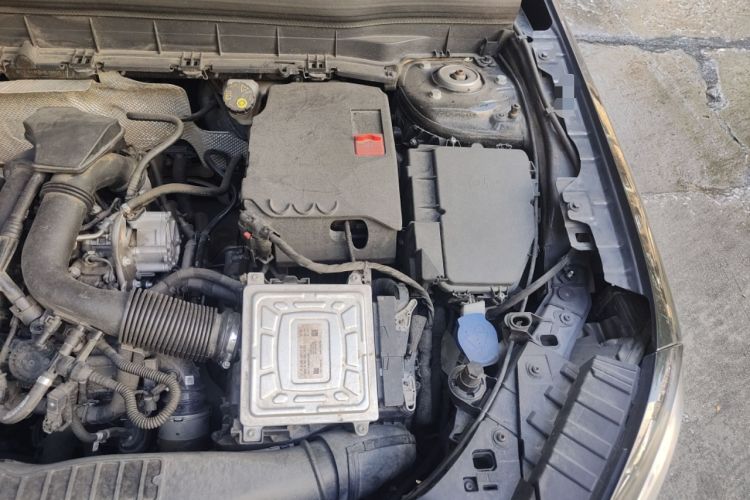 Used Mercedes-Benz GLB 2021 GLB 200 Dynamic Edition Engine Bay Left