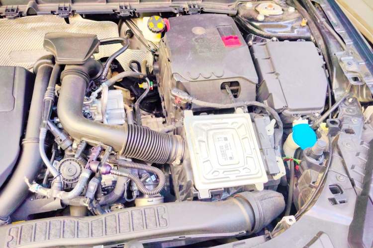 Used Mercedes-Benz GLB 2021 GLB 200 Fashion Model Engine Bay Left