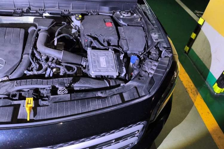 Used Mercedes-Benz GLB 2021 GLB 200 Dynamic Edition Engine Bay Left