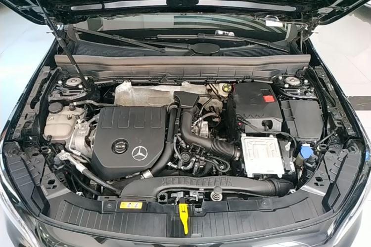 Used Mercedes-Benz GLB 2021 GLB 200 Fashion Model Engine Bay