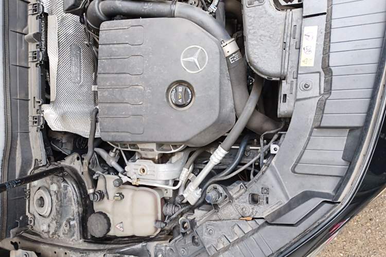 Used Mercedes-Benz GLB 2021 GLB 200 4MATIC Engine Bay Right