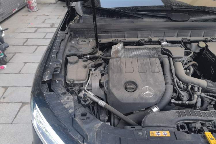 Used Mercedes-Benz GLB 2021 GLB 200 Fashion Model Engine Bay Right